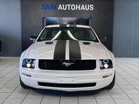 Gebraucht Ford Mustang 213 PS (156 kW) 2005 Weiß Coupé