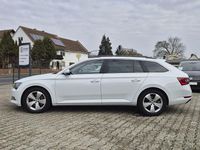 Gebraucht Skoda Superb 150 PS (110 kW) 2016 Weiß Kombi