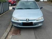 Gebraucht Peugeot 106 60 PS (44 kW) 2001 Silber Kleinwagen