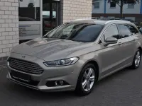 Gebraucht Ford Mondeo Titanium 150 PS (110 kW) 2015 Silber Kombi