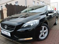 Gebraucht Volvo V40 Kinetic 114 PS (83 kW) 2014 Schwarz Limousine