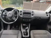Gebraucht VW Tiguan Trendline 140 PS (102 kW) 2015 Schwarz SUV