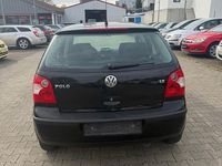 Gebraucht VW Polo Basis 64 PS (47 kW) 2003 Schwarz Limousine