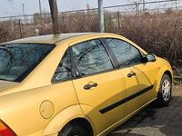 Gebraucht Ford Focus 101 PS (74 kW) 2000 Gold Limousine