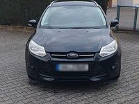 Gebraucht Ford Focus Trend 125 PS (91 kW) 2011 Schwarz Kombi
