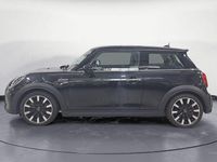 Gebraucht Mini Cooper S Classic 178 PS (130 kW) 2024 Midnight black metallic Kleinwagen