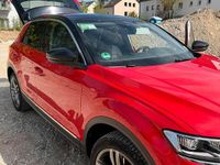 Usata VW T-Roc 150 CV (110 kW) 2019 Rosso SUV