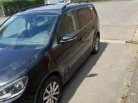 Gebraucht VW Touran Match 140 PS (102 kW) 2012 Schwarz Van / Kleinbus