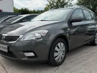 Gebraucht Kia Ceed Spirit 125 PS (91 kW) 2012 Grau Kleinwagen
