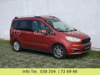 Gebraucht Ford Tourneo Courier Ambiente 95 PS (69 kW) 2014 Rot Van / Kleinbus