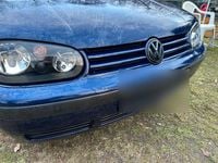 Second-hand VW Golf IV 75 CP (55 kW) 2002 Albastru Berlinǎ