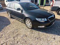Gebraucht Skoda Superb Elegance 170 PS (125 kW) 2012 Schwarz Kombi
