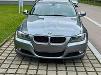 Gebraucht BMW 318 Cabriolet 143 PS (105 kW) 2011 Grau Cabrio