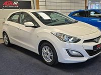 Gebraucht Hyundai i30 Edition 135 PS (99 kW) 2014 Weiß Limousine