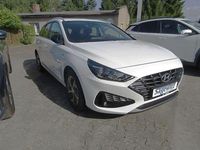 Gebraucht Hyundai i30 160 PS (117 kW) 2023 Serenity white pearl Kombi