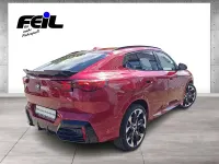 Gebraucht BMW X2 M Sport 156 PS (114 kW) 2025 Dragon fire rot SUV