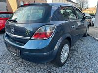 Second-hand Opel Astra Basis 90 CP (66 kW) 2009 Albastru Berlinǎ