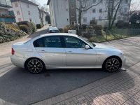 Gebraucht BMW 320 170 PS (125 kW) 2008 Silber Limousine