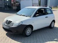 Gebraucht Lancia Ypsilon 60 PS (44 kW) 2009 Weiß Kleinwagen