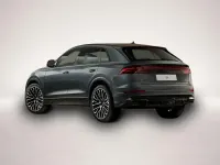Gebraucht Audi Q8 Ambiente 286 PS (210 kW) 2026 Manufacturer SUV