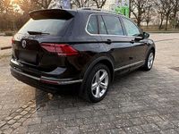 Gebraucht VW Tiguan Highline 150 PS (110 kW) 2020 Schwarz SUV