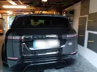 Gebraucht Land Rover Range Rover Black Edition 200 PS (147 kW) 2022 Schwarz SUV