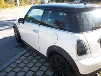 Gebraucht Mini Cooper 120 PS (88 kW) 2010 Weiß Kleinwagen