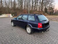 Gebraucht Audi A4 125 PS (91 kW) 1999 Blau Kombi