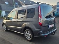 Gebraucht Ford Tourneo Connect Titanium 120 PS (88 kW) 2018 Grau Van / Kleinbus