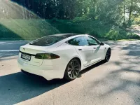 Gebraucht Tesla Model S Standard Range 397 kW (541 PS) 2019 Weiß Kleinwagen