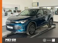 Neu VW Tiguan 150 PS (110 kW) 2026 Nightshade blue metallic SUV
