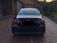 Gebraucht Mercedes A200 AMG line 163 PS (119 kW) 2021 Schwarz Limousine