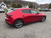 Gebraucht Mazda 3 Selection 122 PS (89 kW) 2022 Soul red crystal m Limousine
