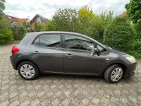 Gebraucht Toyota Auris Sol 124 PS (91 kW) 2007 Grau Kleinwagen