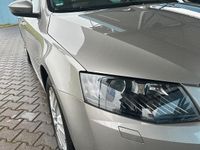 Gebraucht Skoda Octavia Ambition 150 PS (110 kW) 2014 Grau Kleinwagen