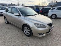 Usado Mazda 3 Active 105 HP (77 kW) 2006 Prateado Sedan