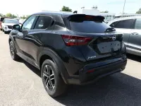 Neu Nissan Juke N-Connecta 114 PS (83 kW) 2025 Pearl black metallic SUV