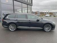 Gebraucht VW Passat R-line 200 PS (147 kW) 2022 Deep black Kombi