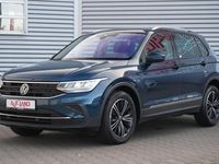 Gebraucht VW Tiguan Active 131 PS (96 kW) 2022 Blau SUV