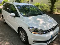 Gebraucht VW Touran 150 PS (110 kW) 2022 Weiß Van / Kleinbus