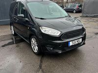 Gebraucht Ford Tourneo Courier Titanium 101 PS (74 kW) 2016 Iridiumschwarz metallic Van / Kleinbus