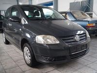 Gebraucht VW Fox 54 PS (39 kW) 2008 Grau Kleinwagen