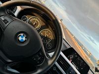 Gebraucht BMW 318 150 PS (110 kW) 2017 Silber Kombi