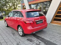 Gebraucht Mercedes B220 184 PS (135 kW) 2017 Rot Kleinwagen