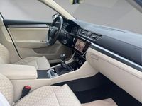 Gebraucht Skoda Superb Style 150 PS (110 kW) 2019 Weiß Limousine