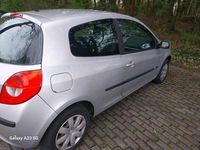 Gebraucht Renault Clio III 88 PS (64 kW) 2006 Silber Kleinwagen