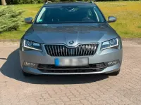Gebraucht Skoda Superb 150 PS (110 kW) 2017 Silber Kombi