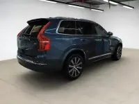 Gebraucht Volvo XC90 Plus 235 PS (172 kW) 2023 Denim blue metallic (metallic) SUV