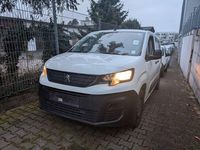 Gebraucht Peugeot Partner 132 PS (97 kW) 2020 Lack weiss banquise/typ aussenve Van / Kleinbus