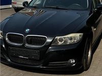 Gebraucht BMW 320 170 PS (125 kW) 2009 Schwarz Limousine